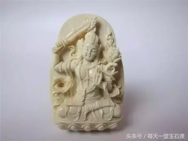 虎眼石和什么属相犯冲，佩戴虎眼石禁忌（属兔的犯太岁、属猪的鸿运当头、属马的）