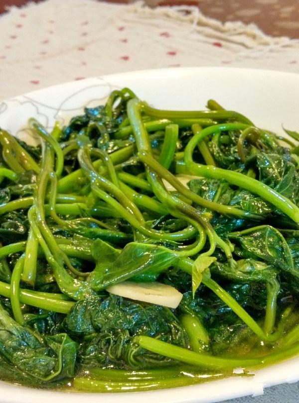  红苕尖的川味做法简单好吃，蒜蓉红苕尖怎么做好吃