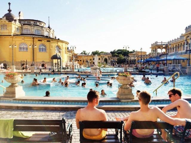 陈布达陈佩斯名字的来历，陈布达（原来陈佩斯的名字取自布达佩斯）