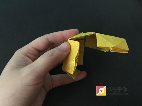 书包怎么折，书包怎么折 可以打开（一款既漂亮又形象的书包折纸）