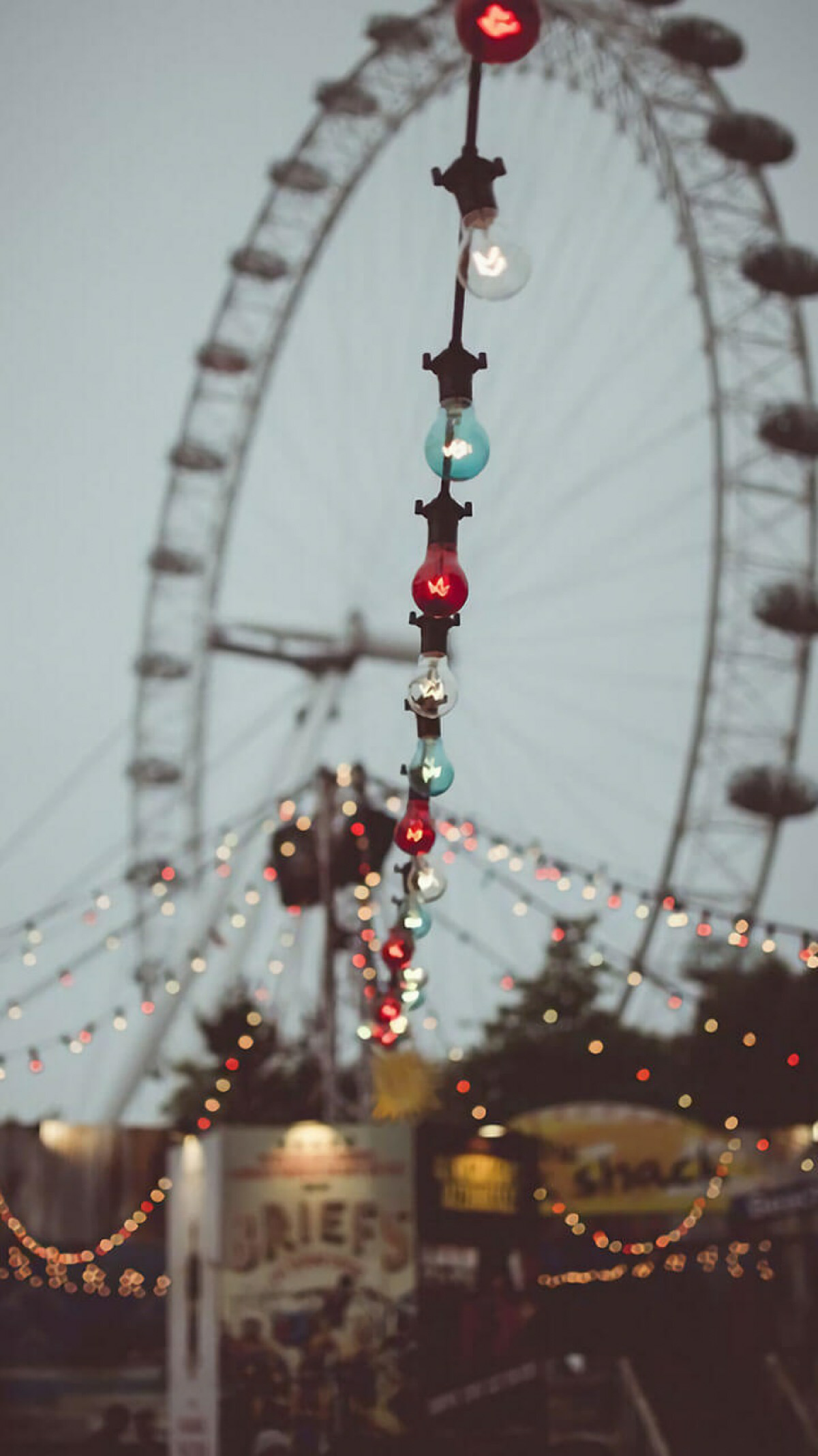 摩天轮 背景图片，摩天轮图片高清（手机壁纸，唯美浪漫摩天轮）