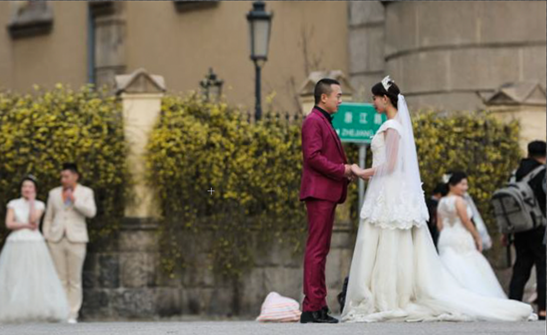 仿制图章工具怎么用，ps菜鸟入门教程（Photoshop使用技巧之——仿制图章修照片的超强运用）