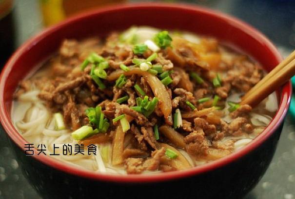 肉丝面的做法，茄丝面条的家常做法（肉丝面的做法 美味早餐这样做）