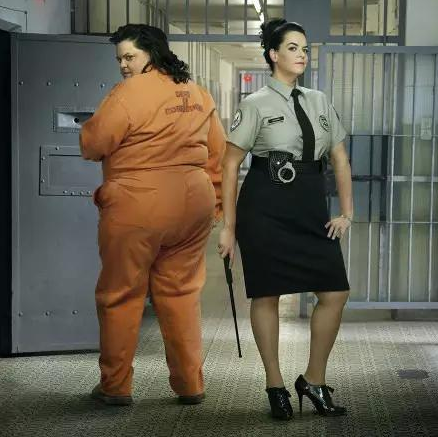 朵渔韩彬是什么电视剧，朵渔韩彬是什么电视剧主演（撞衫不可怕 谁胖谁尴尬）