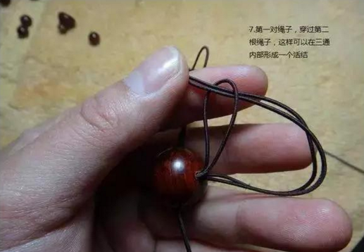 串珠手链怎么打结，佛珠手链打结（有了这个穿珠打结图解）