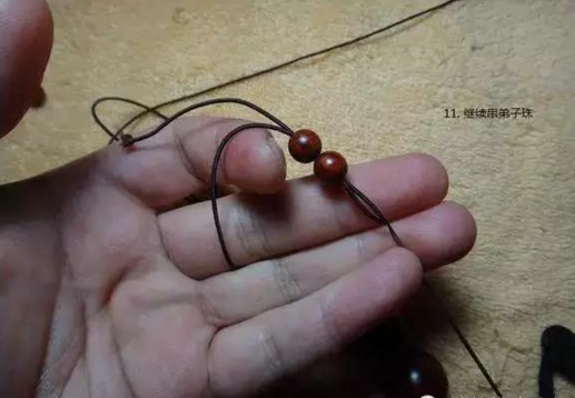 串珠手链怎么打结，佛珠手链打结（有了这个穿珠打结图解）