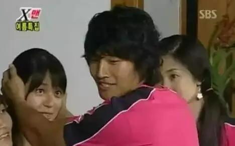 千明勋裴涩琪结婚，裴涩琪婚礼现场照曝光（韩国国民MC姜虎东变身烤肉店老板）