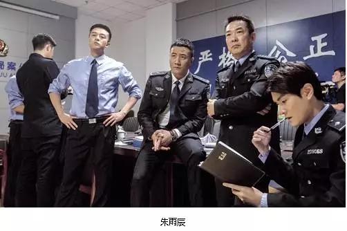 马苏德列名是什么意思，列名合同是什么意思（刘德华佟大为身边都有个低调的他）