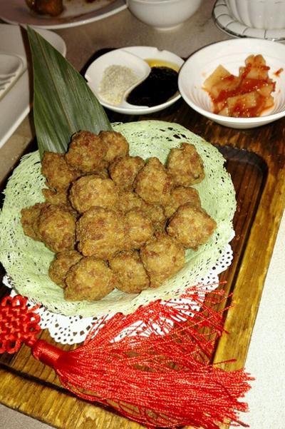 金陵丸子是哪里的菜，金陵丸子是什么地方的菜（金陵丸子是哪里的菜系）