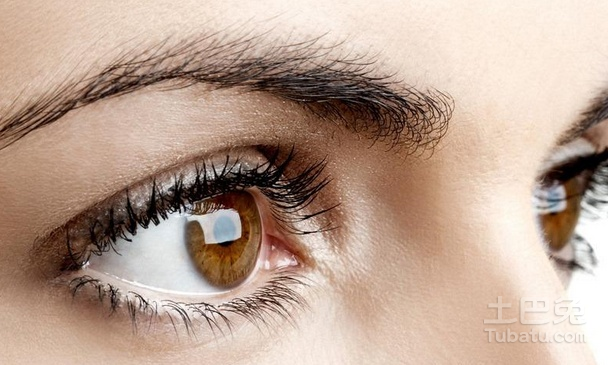 左眼跳是什么预兆，左眼跳是什么预兆时辰（左眼皮跳是什么征兆）