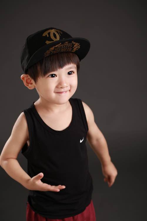 特长爱好:性格开朗,狗王喜欢与人交流玩耍,涵喆不认生,小手心坎喜欢