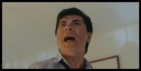 丈二《黑狱断肠歌》中饰演狱警刘青云和梁朝伟主演的《暗花》中,龙方