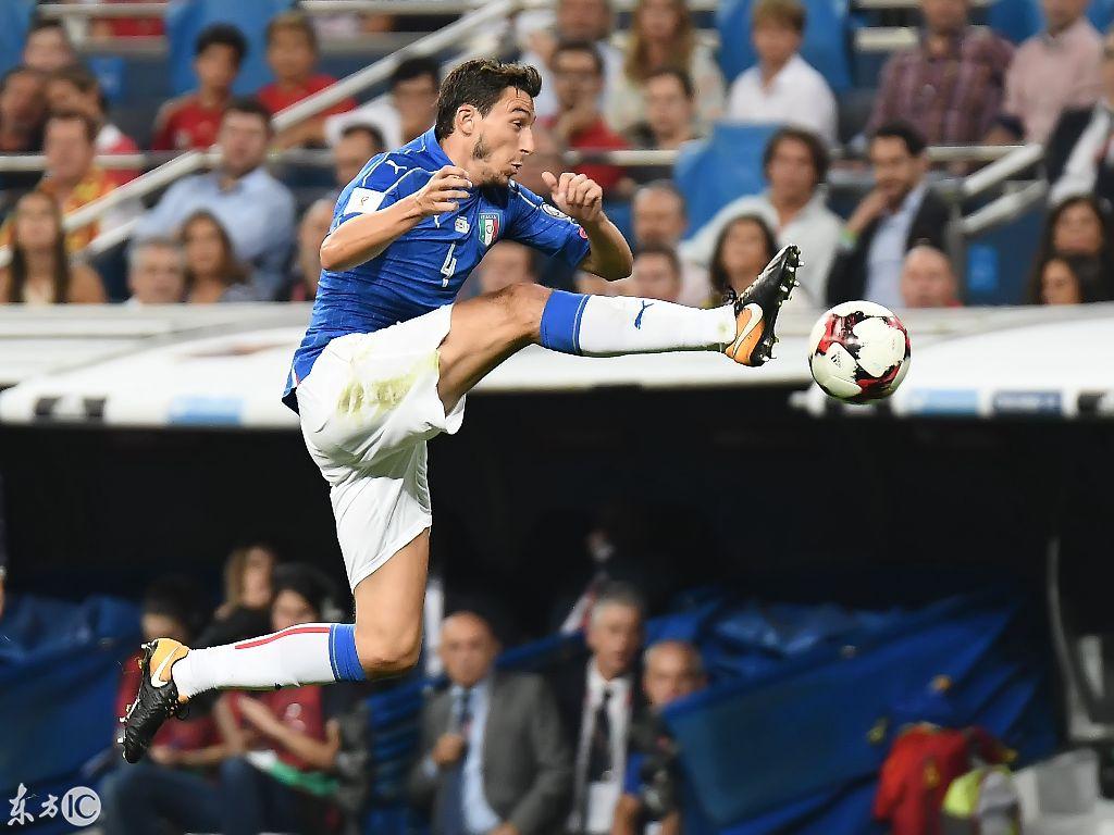 世界杯预选赛G组，桑蒂戈伯纳乌球场 西班牙vs意大利精彩瞬间