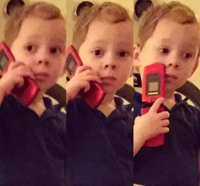 假笑女孩，微信头像，假笑女孩（这个表情包男孩以假笑出名）