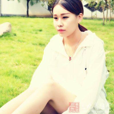 梦见燃烧的蜡烛是什么意思，梦见很多燃烧的蜡烛（女人梦见这个预示家人要发生意外）