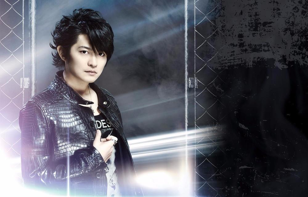 下野紘的一举一动都备受关注,像和梶裕贵一起穿女装什么的(划掉)