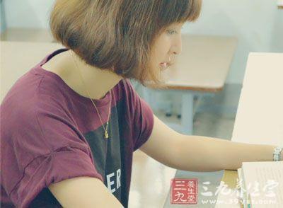 梦见燃烧的蜡烛是什么意思，梦见很多燃烧的蜡烛（女人梦见这个预示家人要发生意外）