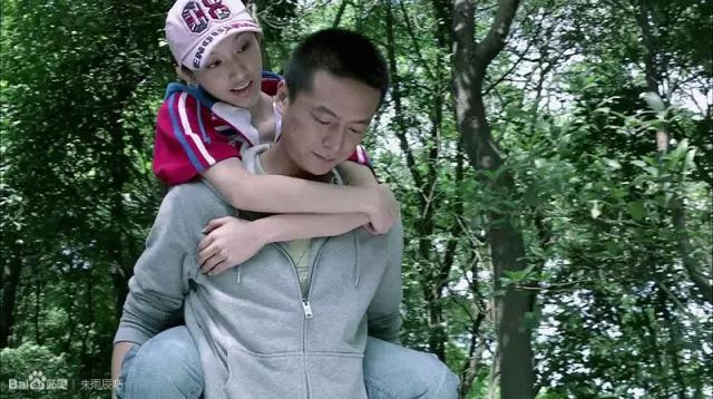 马苏德列名是什么意思，列名合同是什么意思（刘德华佟大为身边都有个低调的他）