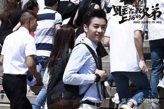 陈妍希家境超富裕，陈妍希家很有钱（她被称为“小钟楚红”）