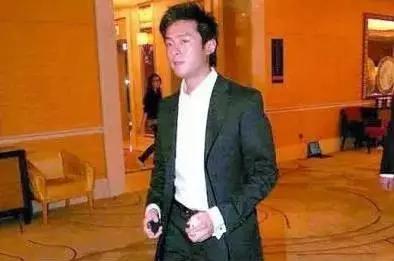 马苏德列名是什么意思，列名合同是什么意思（刘德华佟大为身边都有个低调的他）