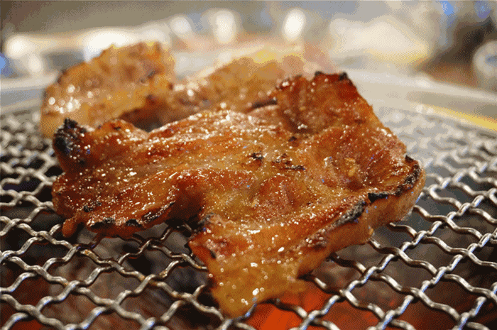 千明勋裴涩琪结婚，裴涩琪婚礼现场照曝光（韩国国民MC姜虎东变身烤肉店老板）