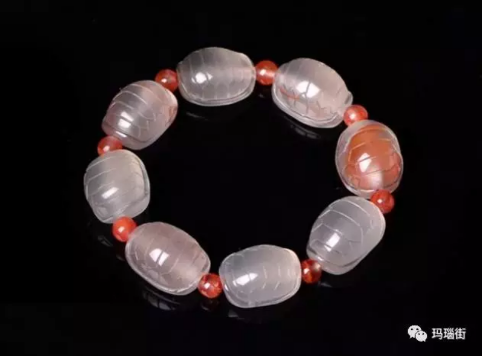 红玛瑙手链佩戴的忌讳，红玛瑙为什么不随便戴（玛瑙小贴士丨第十期）