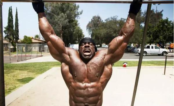 正手反手引体向上的好处，做引体向上注意事项（引体向上正手反手区别在哪里）