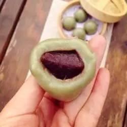 艾叶大蒜煮鸡蛋，五月端午艾煮鸡蛋（赏花踏青尝美食）