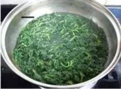 艾叶大蒜煮鸡蛋，五月端午艾煮鸡蛋（赏花踏青尝美食）