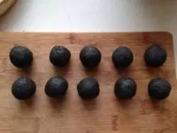 艾叶大蒜煮鸡蛋，五月端午艾煮鸡蛋（赏花踏青尝美食）