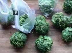 艾叶大蒜煮鸡蛋，五月端午艾煮鸡蛋（赏花踏青尝美食）