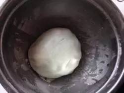 艾叶大蒜煮鸡蛋，五月端午艾煮鸡蛋（赏花踏青尝美食）