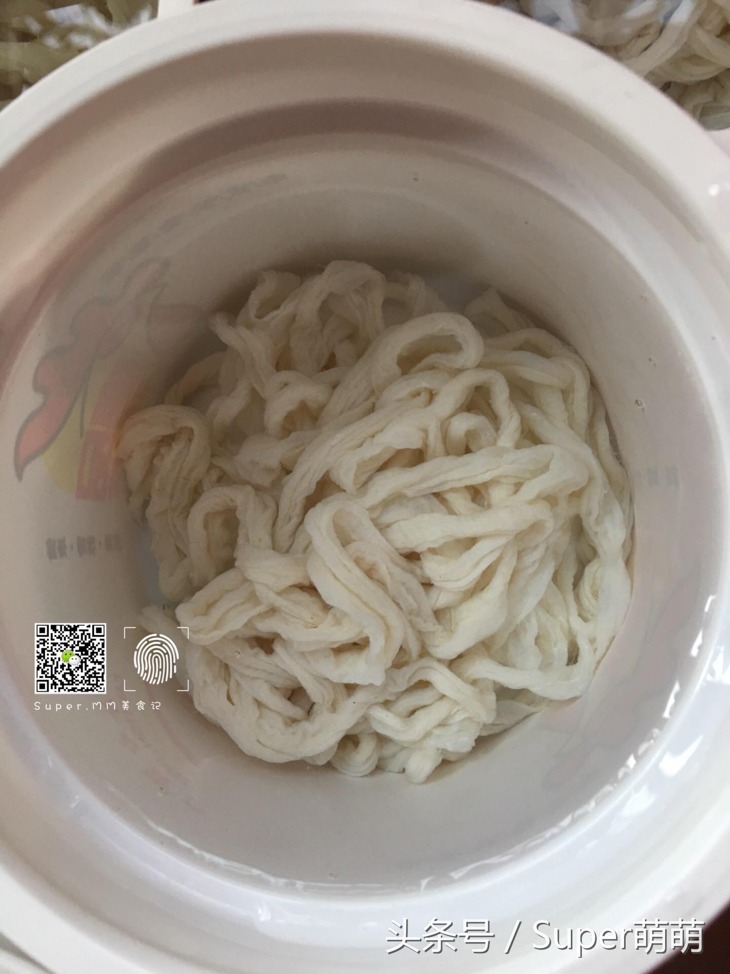 自制宝宝脆皮肠，一看就会做，健康有营养，自己动手做起来吧