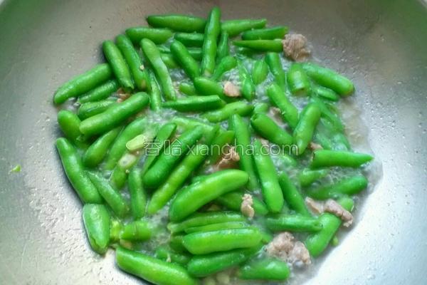 如何做蚕豆炒肉好吃，如何做蚕豆炒肉好吃又简单（鲜蚕豆炒肉）