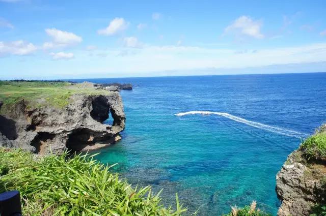 沙巴和巴厘岛哪个比较好玩，沙巴岛和巴厘岛哪个好（谁才是性价比之王）