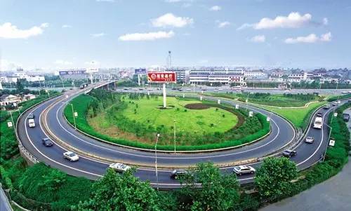 下沙位于江干区什么地方，下沙是江干区（杭州哪个区最富哪个区最穷）