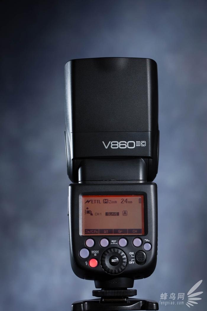 闪光灯眼神光板怎么用，闪光灯眼里的光怎么弄（神牛V860IIC闪光灯试用）