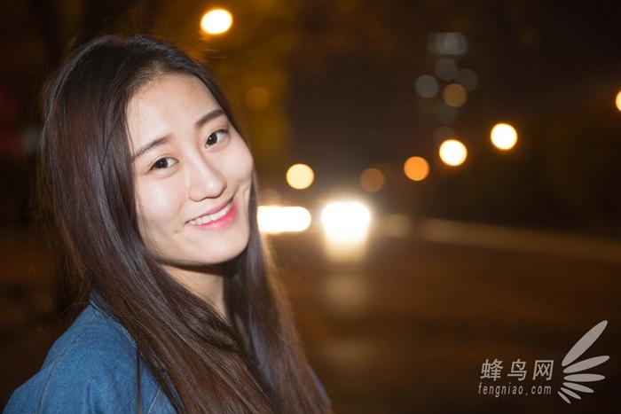 闪光灯眼神光板怎么用，闪光灯眼里的光怎么弄（神牛V860IIC闪光灯试用）