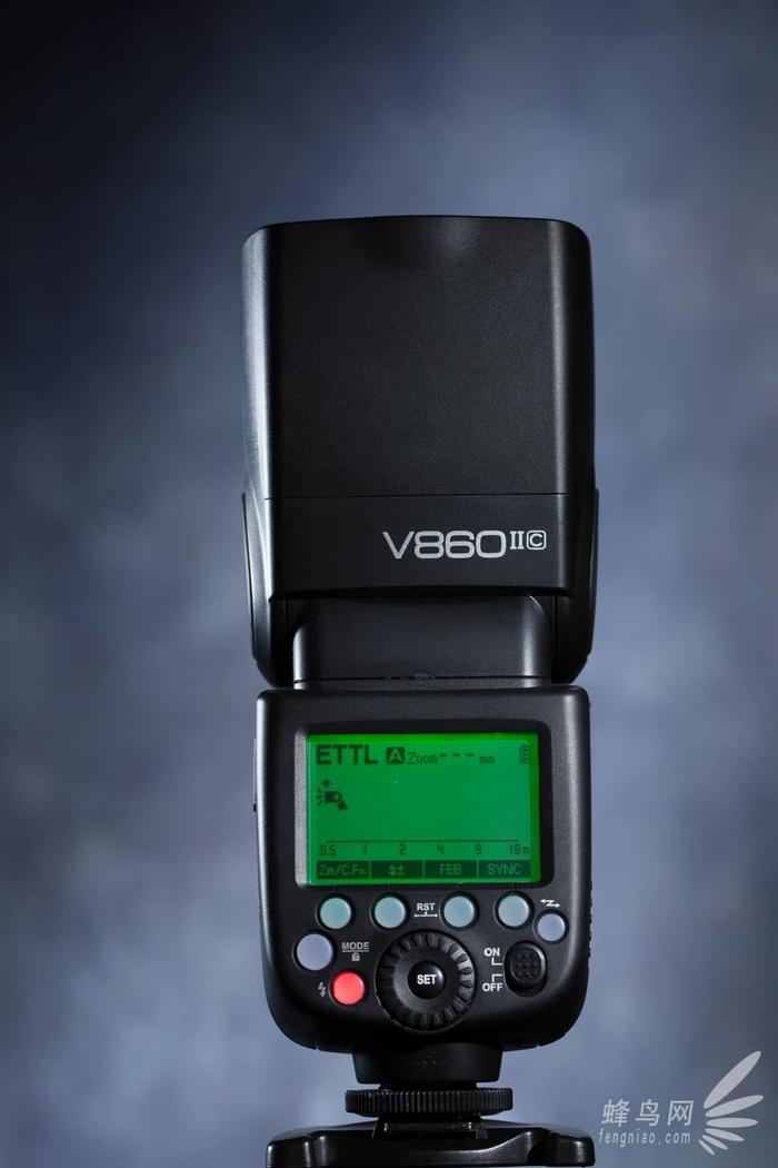 闪光灯眼神光板怎么用，闪光灯眼里的光怎么弄（神牛V860IIC闪光灯试用）