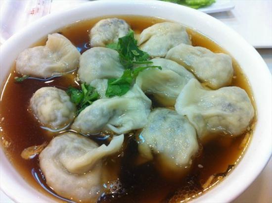 山西饭店里的饺子汤怎么做，正宗的山西牛肉饺子汤怎么做（西安最好吃的酸汤水饺）