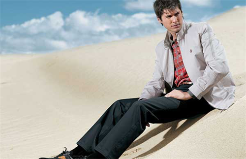 湿疹和癣的区别图片，湿疹和癣的区别（股癣和湿疹的区别 股癣能治吗）