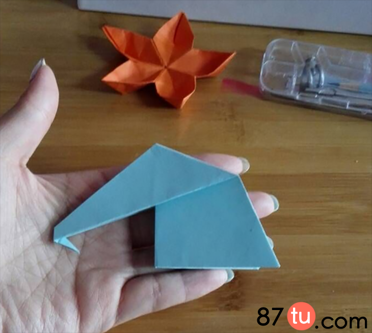 大象折纸步骤图，如何做一只可爱的大象手工折纸（儿童亲子手工简易大象折纸图解教程）