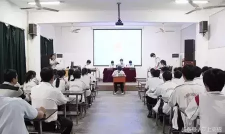 理科生可以报司法专业吗（文理兼招的热门专业之法学专业）