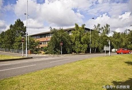 贝德福德大学排名及研究生申请条件，英国贝德福德大学排名（<University）