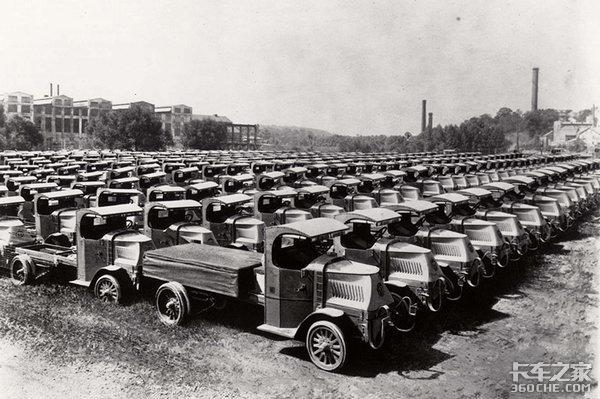 一战卡车受青睐 英军叫它"斗牛犬马克"