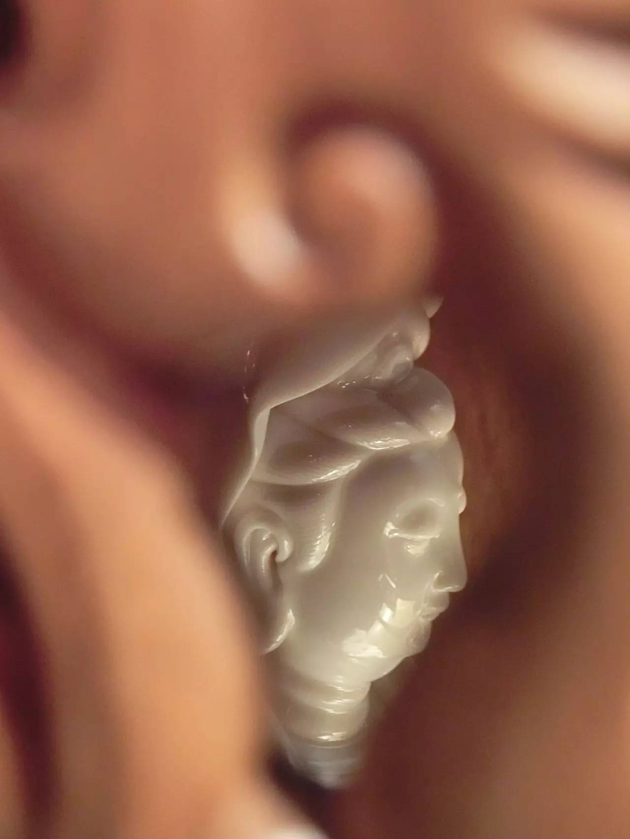 如何摆放佛龛的位置，佛龛摆放位置方向（佛龛：神灵栖居之所<二>）