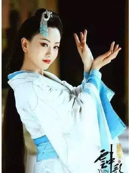 凤玄宫殇讲的啥，凤玄宫殇（3.0分这么雷剧很久没见到了）