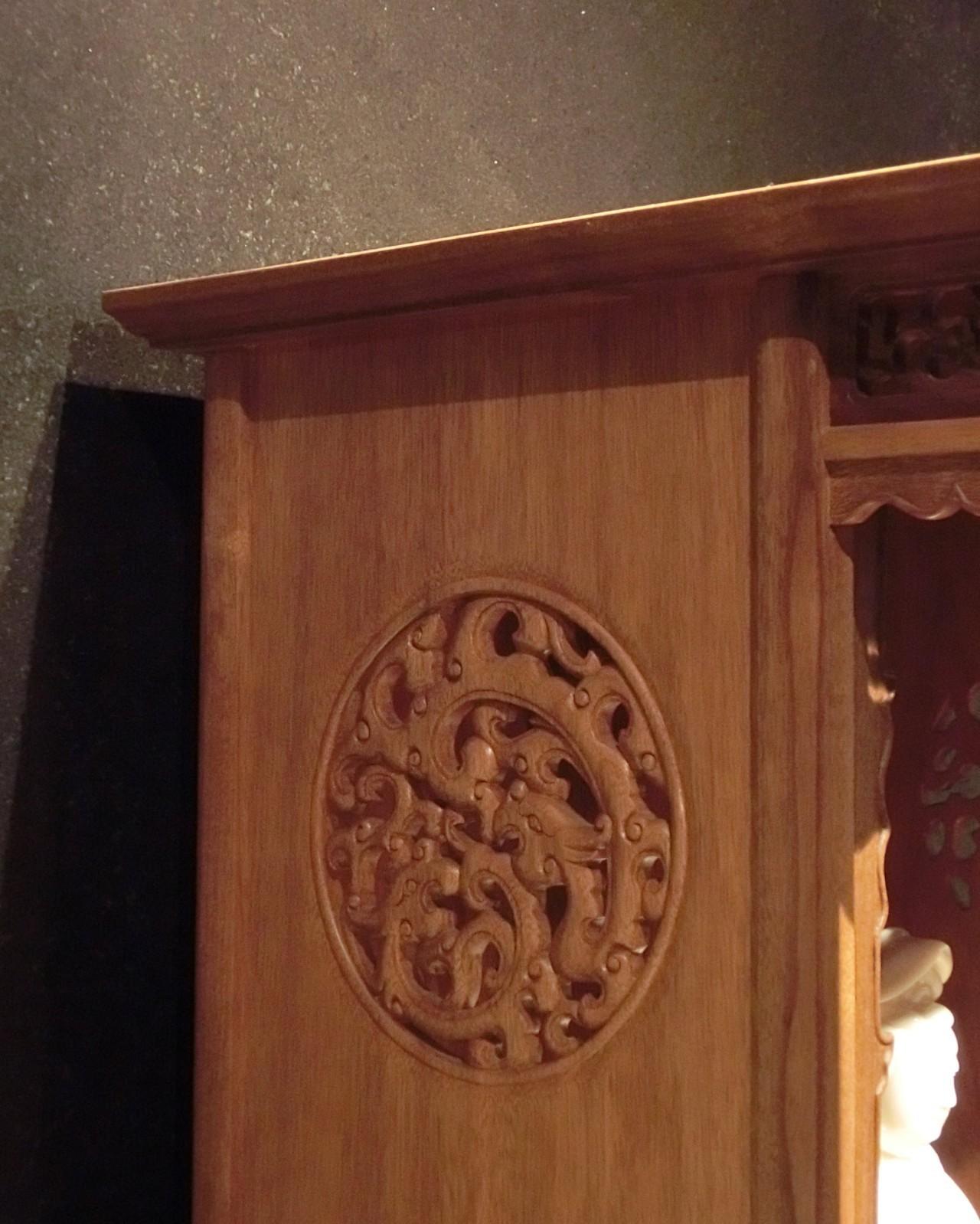 如何摆放佛龛的位置，佛龛摆放位置方向（佛龛：神灵栖居之所<二>）