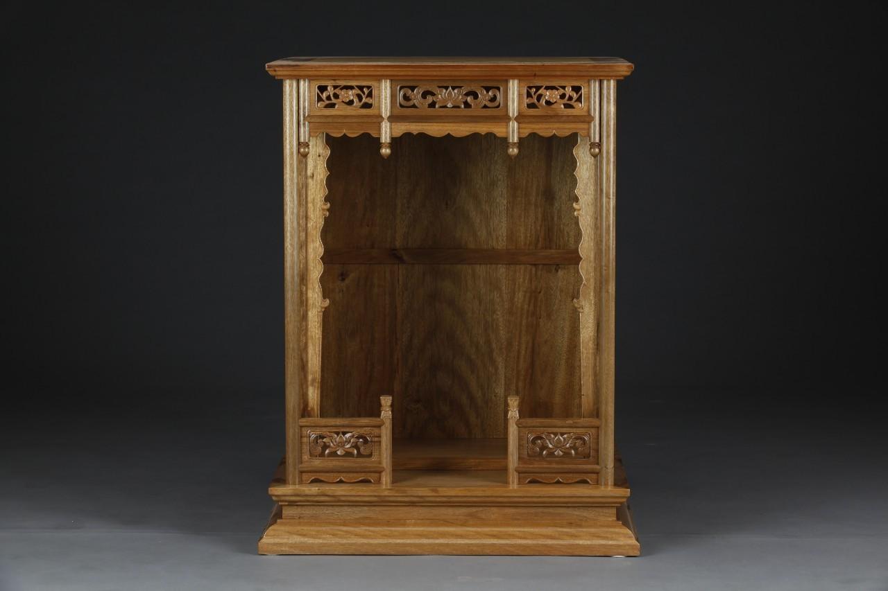 如何摆放佛龛的位置，佛龛摆放位置方向（佛龛：神灵栖居之所<二>）