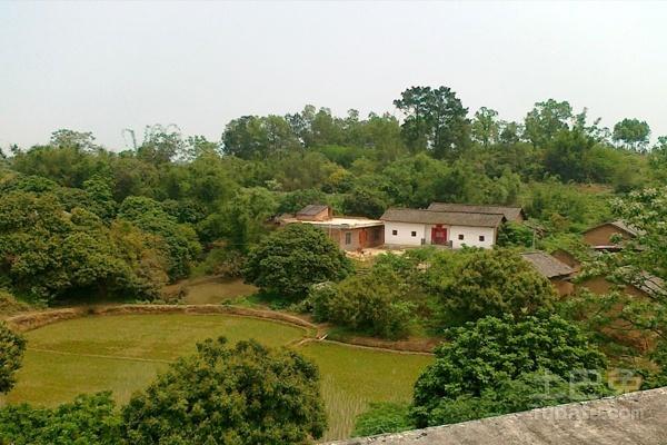 看阴宅风水基础知识，阴宅风水基础知识学（阴宅阳宅风水知识介绍）